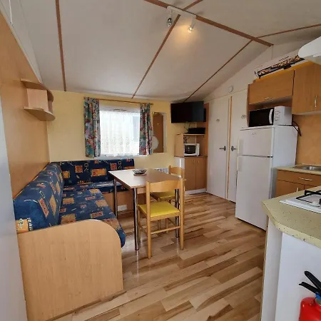 La Belle Perrochoise 13 Mobilhome Campsite *
